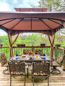 Gorgeous Waterfront Cottage on Kennebec Lake - Image 3