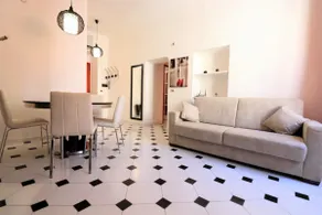 Estate4home - Sorrento Hearts - Image 4
