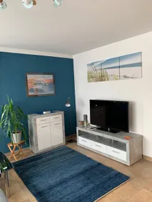 Great apartment with terrace and large garden - Image 3