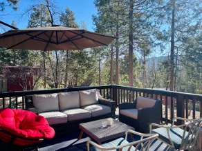 Pinecrest Cabin EV Charger Firepit Near Lake & Ski - Image 4