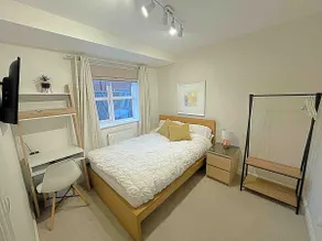 Cosy & Chic in great location near Loughborough Uni & East Midlands Airport - Image 2