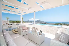 Gregorys Luxury Villa in Kallithea - Image 3