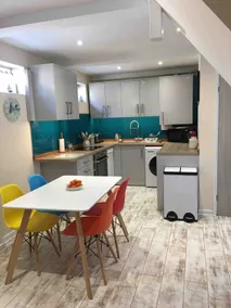A unique 2 bedroom retreat in the heart of Cowes - Image 3
