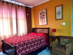 *AC Studio +Huge Yardspace + Flat screen tv* - Image 2