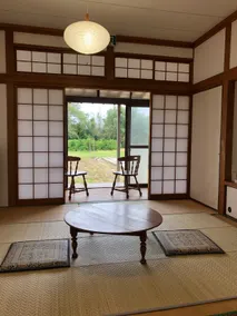 Nishinoie is a relaxing inn that only accepts one group per day. You can relax in the spacious scenery. - Image 5