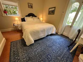 Garden King Suite - Image 2