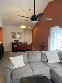Edwards condo with attached garage - Image 4