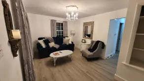Romantic Augusta Cottage w/ hot tub - Image 2