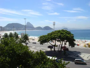 AMAZING BEACH FRONT IN COPACABANA - Image 4