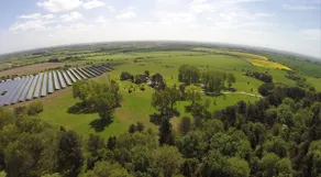 Beautiful Cotswold Farmhouse set in 50 acres - Image 4