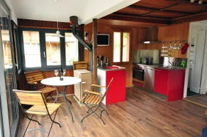 Lake View Chalet - Image 4
