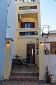 Cosy House - Image 2