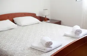 Apartment Rose - Image 3