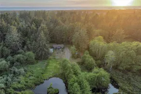Green Island &SPA(sauna, hot tub, EV Charger) - Image 2