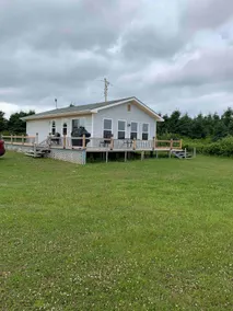 Sheila’s Waterfront Cottage for Rent - Image 3