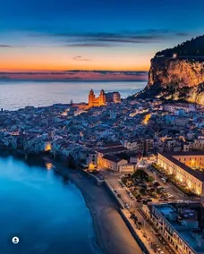 Near the sea, in the center of Cefalù - Image 3