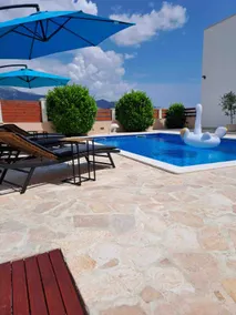 TOP! Apartment with private pool near Split - Image 2