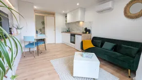 L'Escapade - Air-conditioned two-room apartment - Private parking - Terrace - Image 2
