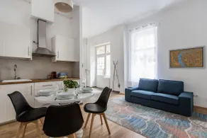 Basilica Dream Home In The Absolute Center - Image 2