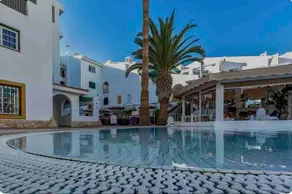 Beachfront Private Apartment in Pueblo Torviscas Sunset Harbour - Image 2