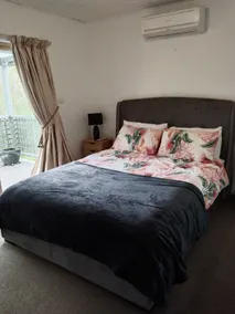 Beach House Retreat - Image 5