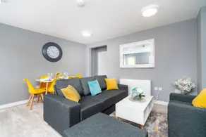 Elegant Flat Amesbury Near Stonehenge Free Parking - Image 4