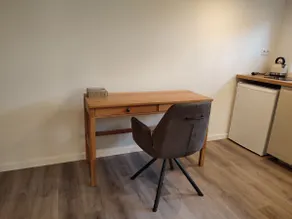 Beautiful studio - Image 4