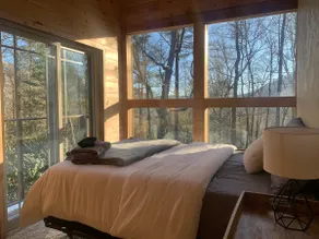 Modern Luxury Cabin in the Woods - The Glasshouse - Image 5