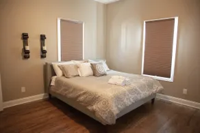 Craftsman. Modern comfort, meets cozy charm! - Image 5