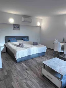 Sunny Apartment Podersdorf am See - Image 3