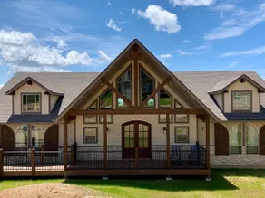 Designer 8 Bed/8.5 Bath Lodge W/Lakeview Sleeps 25 - Image 4