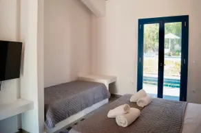 Throisma Green (Studio with private pool) - Image 4