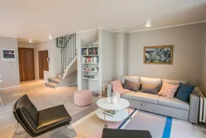 Penthouse Downtown with Free Parking - Image 5