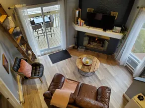 CS301, a lakeside condo on Lake Memphremagog - Image 2
