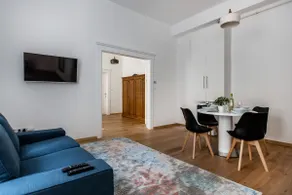 Basilica Dream Home In The Absolute Center - Image 3