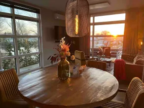 Luxury harbor view chalet with hot tub - Image 4