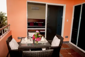 Penthouse Suite with Stunning Ocean Views - Image 2