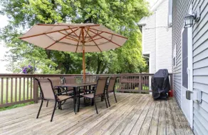 Spacious Porter House - 8 mins to town — sleeps 11 - Image 3