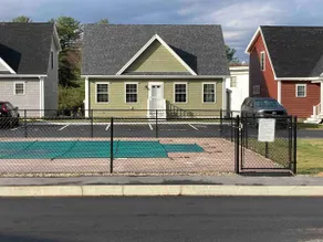 Love OOB! NEW 3 BR, 2.5 BA Maine Home - Image 2