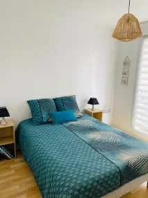 Pleasant 2-room near beachfront, shops, train station… - Image 4
