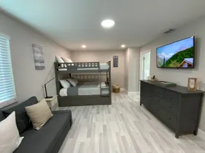 ZEN BEACH RETREAT - OCEAN VIEW TOWNHOUSE -No Drive Beach - Image 3