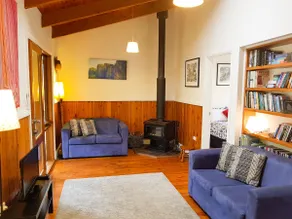 Scribble Gum Cottage - Image 2
