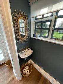 Stylish one-bedroom studio in Appledore, Kent - Image 4