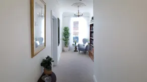 Victorian beachfront apartment with ocean views; 6 - Image 3