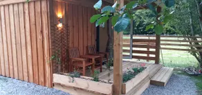 Riverside Cabin with large garden - Image 4