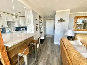 Cozy Charming Ski Chalet Sleeps 11 - Image 3