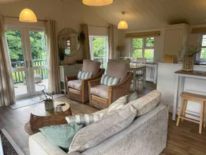 Waterside Lodge, Weybourne, Holt - Image 4
