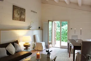 Gorgeous loft with high ceilings, wooden interiors and panoramic terrace, pool - Image 4