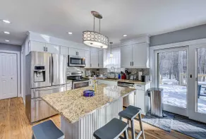 Modern Home in Heart of Poconos Camelback Lake - Image 4