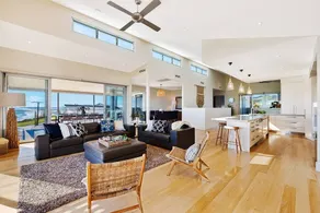 Sea La Vie, Sellicks Beach - Image 3